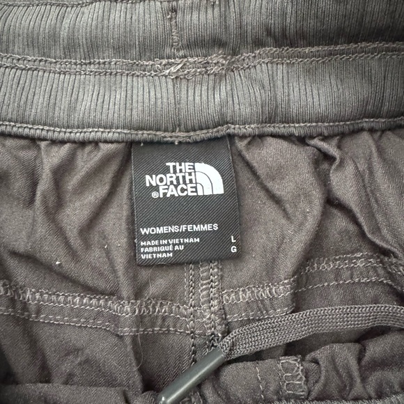 The North Face Womens Black Athletic Shorts - Picture 3 of 5